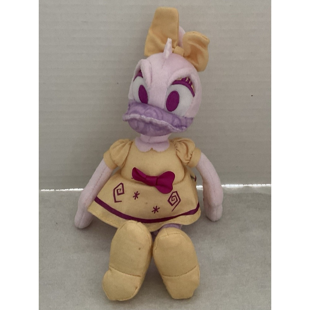 Walt Disney World 50th Anniversary Mad Tea Party Collection Daisy Duck Plush